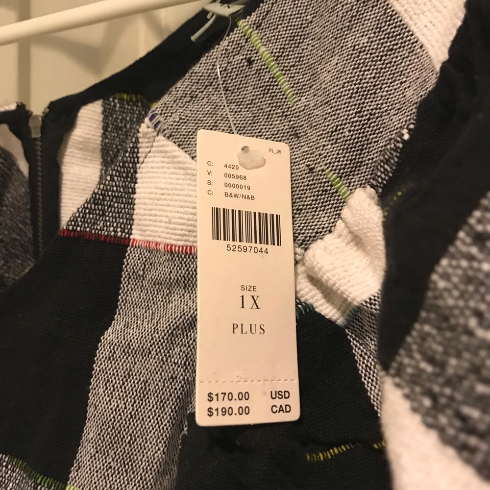Anthropologie black and white shirt 1x plus size with zipper in the back - Picture 7 of 10